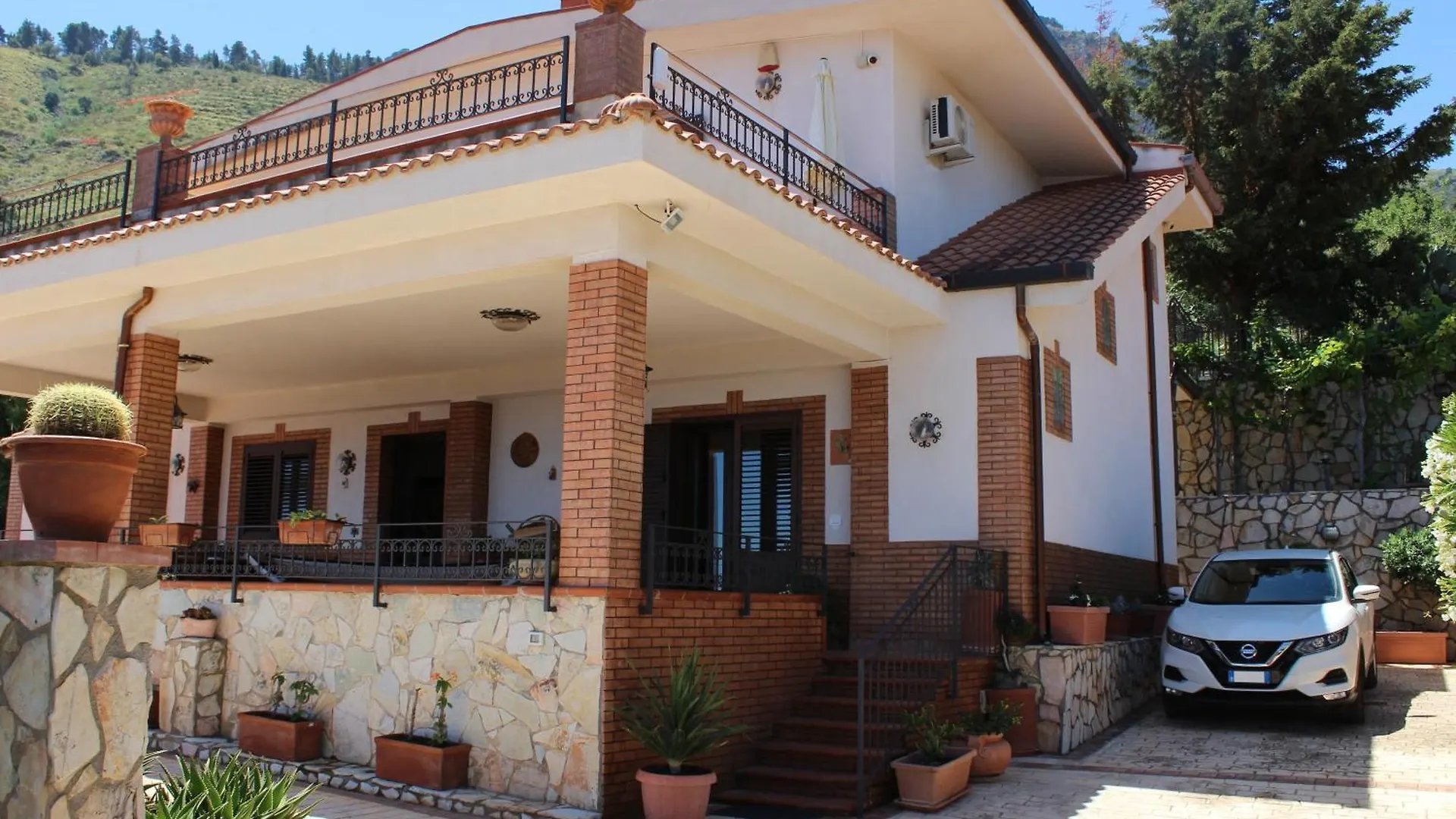 Villa Belvedere Di Altavilla With Pool And Near The Sea Altavilla Milicia 0*,